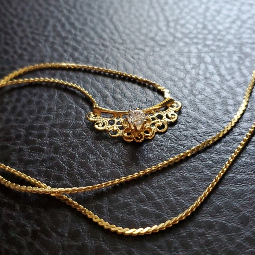 Gold plated W. Lind necklace